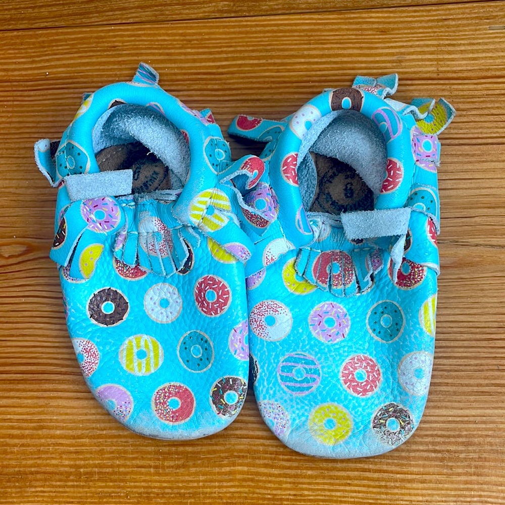 Freshley Picked Doughnut moccasins